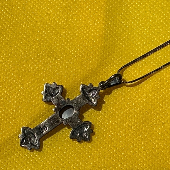 Sterling Silver Cross & Chain With Opalescent Center Stone Marcasite Stones - Picture 5 of 9